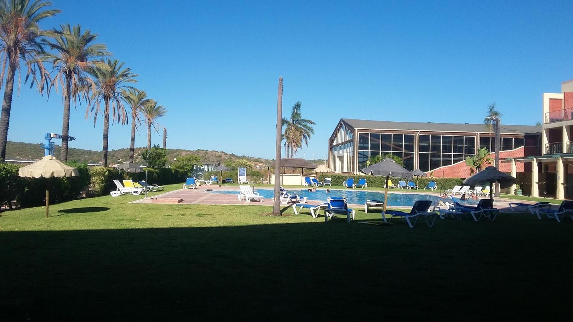 Charming Apartment In Estombar With Private Pool. Buitenkant foto