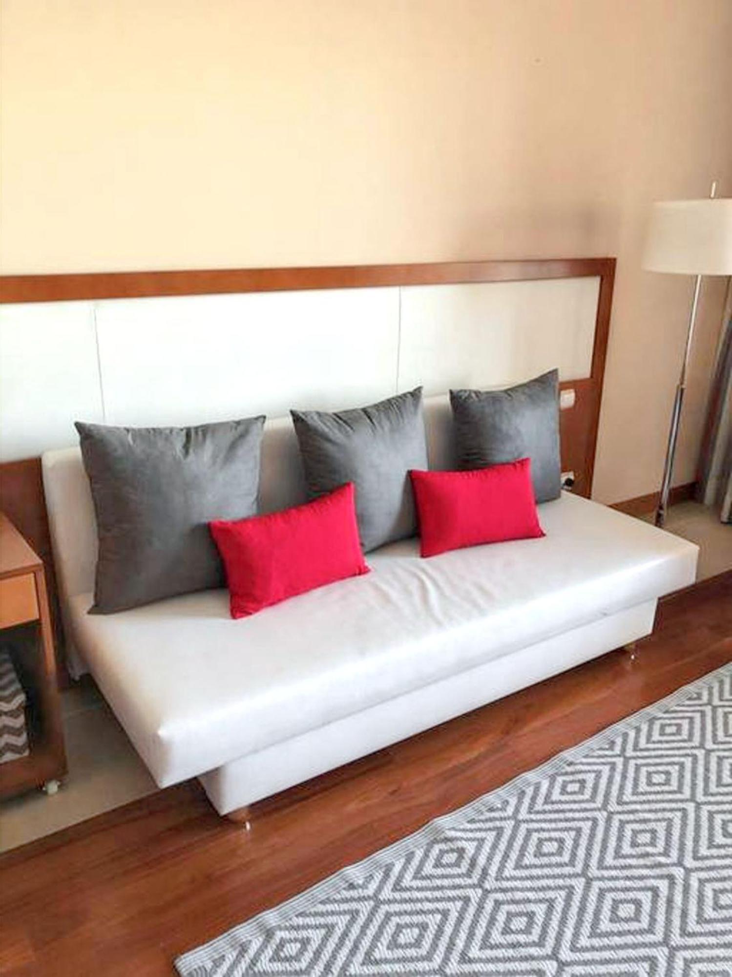 Charming Apartment In Estombar With Private Pool. Buitenkant foto