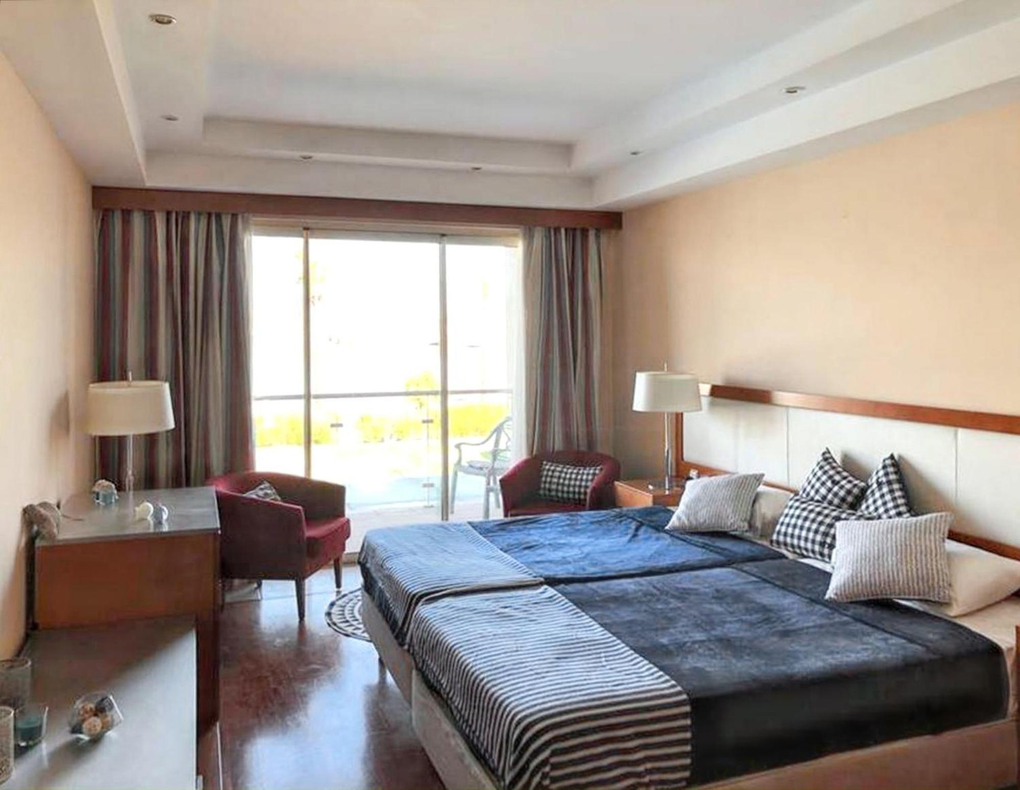Charming Apartment In Estombar With Private Pool. Buitenkant foto
