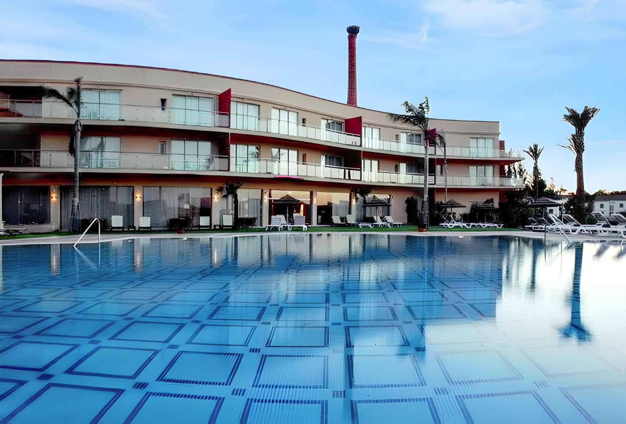 Charming Apartment In Estombar With Private Pool. Buitenkant foto
