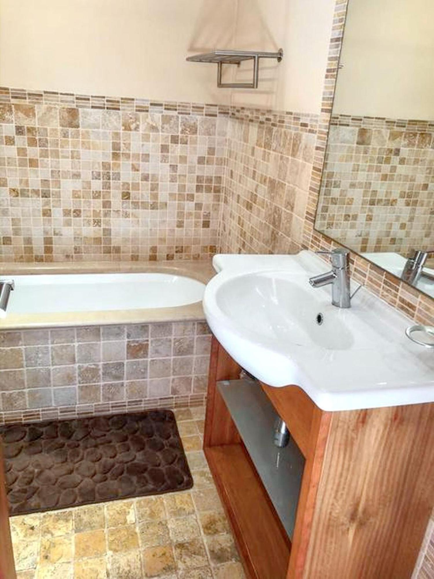 Charming Apartment In Estombar With Private Pool. Buitenkant foto
